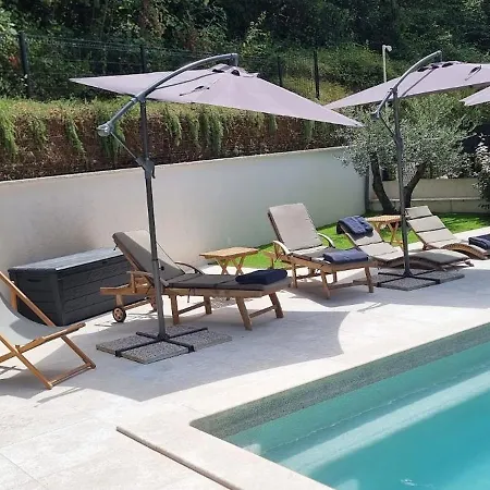 Villa Suzana With Heated Pool And Outdoor Billiards Veprinac