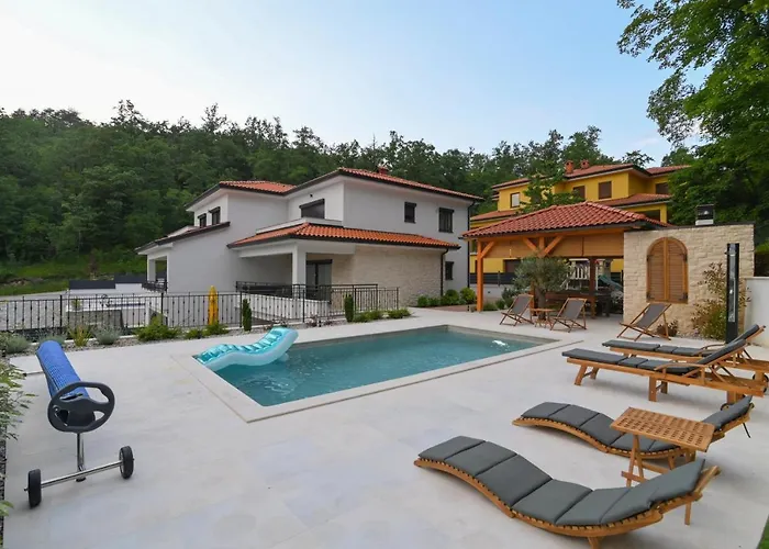 Вилла Suzana With Heated Pool And Outdoor Billiards Veprinac